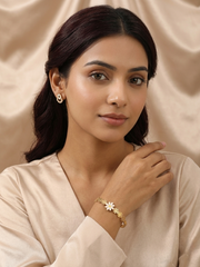 Floral Daisy Gold Bracelet
